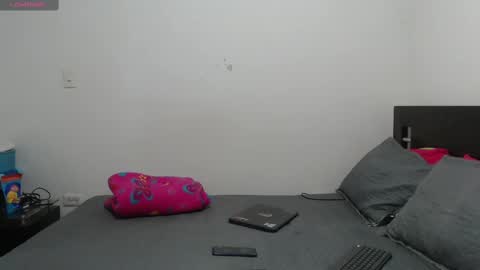 nanna_and_balder2 online show from 02.19.25