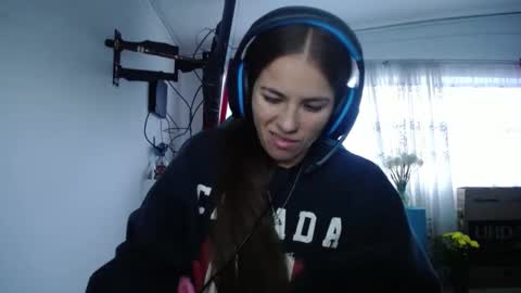 Snapshot of nanna_yoshi chatting on 01.05.25 nanna yoshi online show from 01.05.25