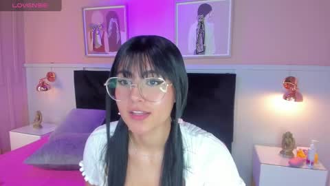 Naoko online show from 02.02.25