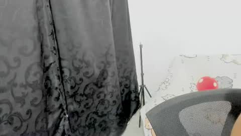  Naoko  online show from 12.22.25