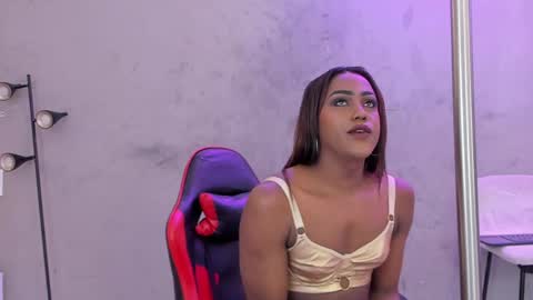 Naomi Blair online show from 04.16.26