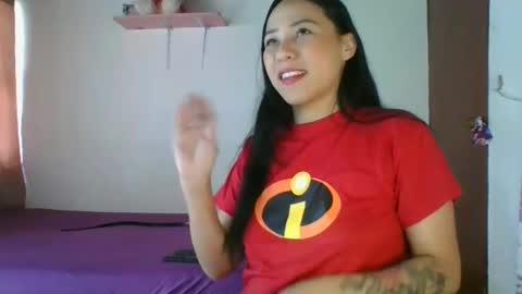 Mia online show from 12.21.24