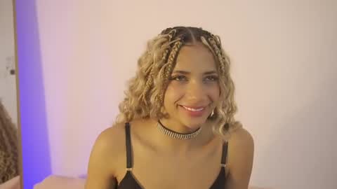 naomidawson online show from 04.08.26