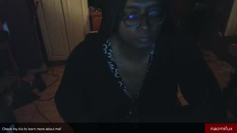 Snapshot of naomifux chatting on 02.03.26 Naomi online show from 02.03.26