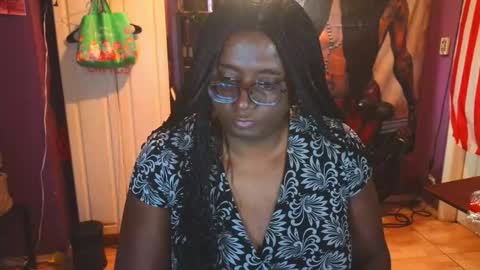 Snapshot of naomifux chatting on 02.09.26 Naomi online show from 02.09.26