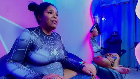 Snapshot of naomii_campbelll chatting on 10.15.25 Naomi Campbel online show from 10.15.25