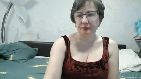 naomimolligan online show from 05.18.26