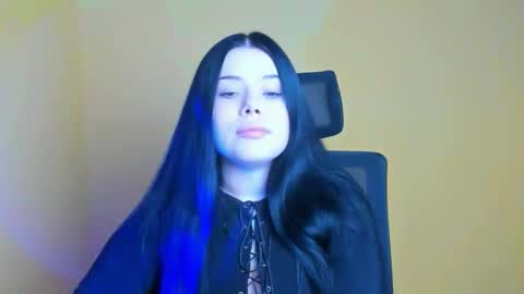 Naomi online show from 10.02.25