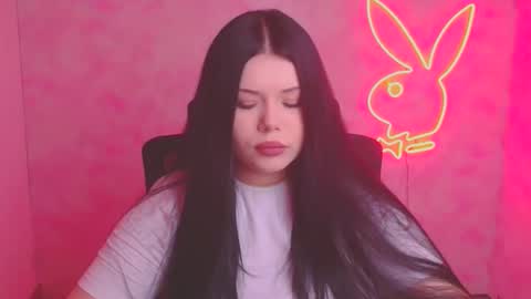 Naomi online show from 11.11.25