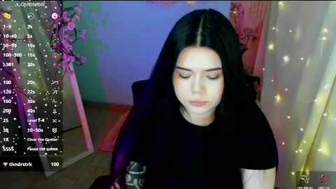 Snapshot of naomivibes chatting on 05.18.26 Naomi online show from 05.18.26