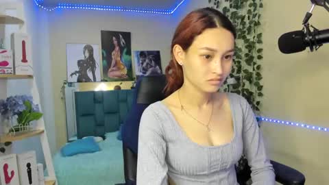 Snapshot of naomy777_ chatting on 01.03.25 naomy online show from 01.03.25