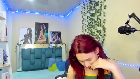 Snapshot of naomy777_ chatting on 02.18.25 naomy online show from 02.18.25