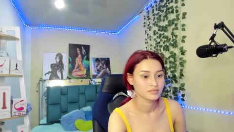 Snapshot of naomy777_ chatting on 02.25.25 naomy online show from 02.25.25