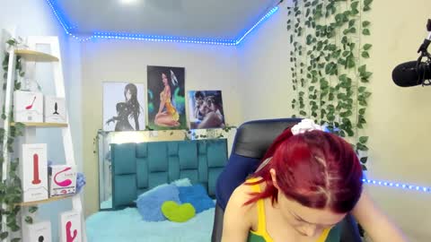 Snapshot of naomy777_ chatting on 02.26.25 naomy online show from 02.26.25