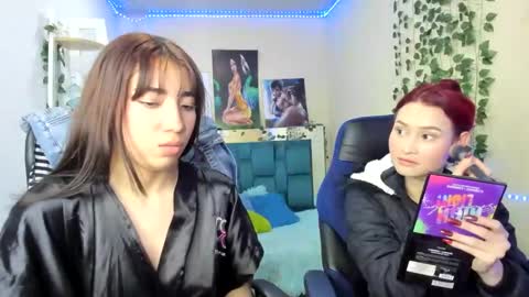 Snapshot of naomy777_ chatting on 02.28.25 naomy online show from 02.28.25