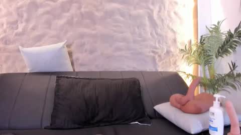 Snapshot of naomy_gyal chatting on 02.24.26 I am Naomy online show from 02.24.26