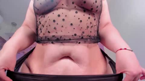 Snapshot of naomy_sexy_ chatting on 12.03.25 Naomy online show from 12.03.25