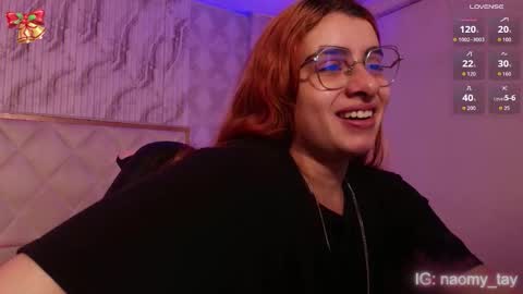 Snapshot of naomy_tay1 chatting on 11.28.25 Naomy online show from 11.28.25