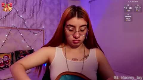 Snapshot of naomy_tay1 chatting on 12.04.25 Naomy online show from 12.04.25