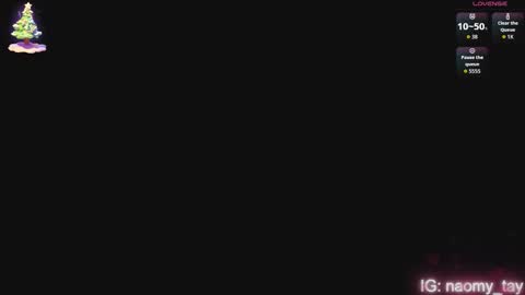 Snapshot of naomy_tay1 chatting on 12.18.25 Naomy online show from 12.18.25