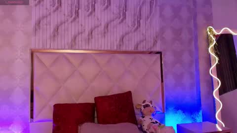 Snapshot of naomy_tay1 chatting on 02.01.26 Naomy online show from 02.01.26