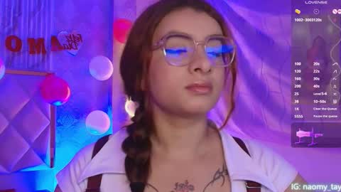 Snapshot of naomy_tay1 chatting on 02.15.26 Naomy online show from 02.15.26