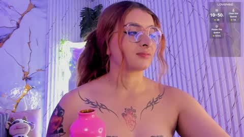 Naomy  online show from 04.06.26