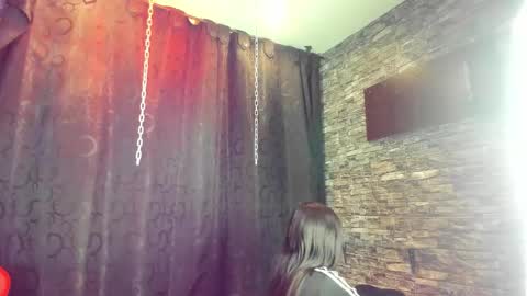 Snapshot of naomyangel chatting on 10.20.25 naomy online show from 10.20.25