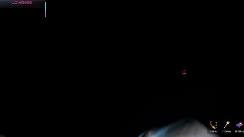 Snapshot of naomyy_cooper chatting on 11.11.25 Naomy online show from 11.11.25