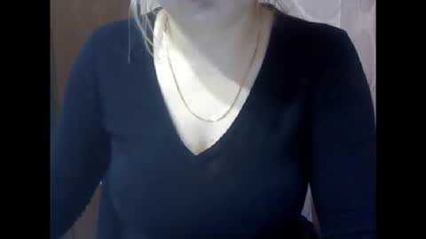 Snapshot of narcisjill chatting on 12.01.25 NarcisJill online show from 12.01.25