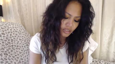 Snapshot of nareex chatting on 02.26.25 nareex online show from 02.26.25