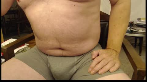 Snapshot of nassauliman chatting on 10.13.25 nassauliman online show from 10.13.25