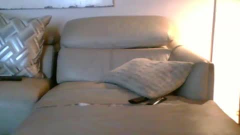 Snapshot of nassobout chatting on 12.21.25 nassobout online show from 12.21.25