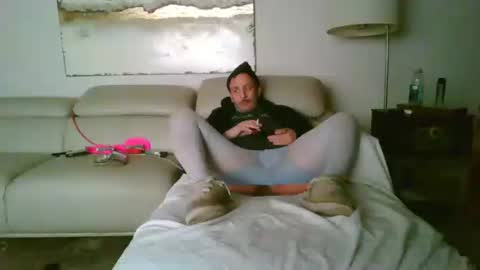 Snapshot of nassobout chatting on 02.05.26 nassobout online show from 02.05.26