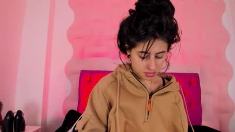 Maira online show from 11.18.25