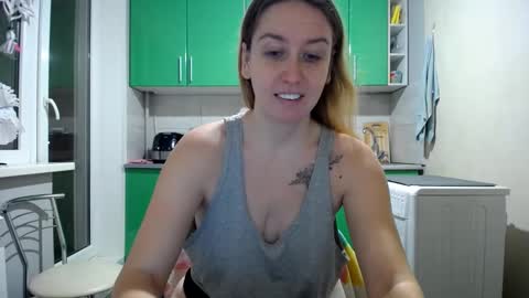 Snapshot of nastasiiaaforyou chatting on 12.31.24 nastasiiaaforyou online show from 12.31.24