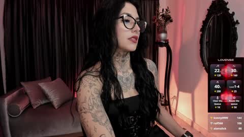 Snapshot of nasty_alice1 chatting on 12.26.24 Goddess Alice online show from 12.26.24