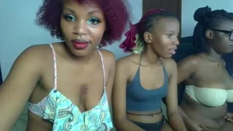 Snapshot of nasty_divah chatting on 04.16.26 nasty_divah online show from 04.16.26