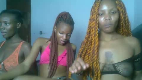Snapshot of nasty_divah chatting on 05.22.26 nasty_divah online show from 05.22.26
