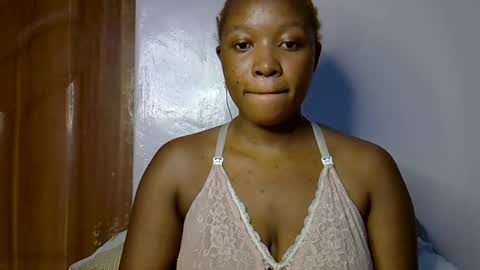 Snapshot of nasty_previne chatting on 11.02.25 previn online show from 11.02.25