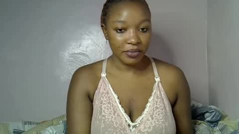 Snapshot of nasty_previne chatting on 11.18.25 previn online show from 11.18.25