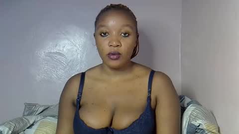 Snapshot of nasty_previne chatting on 11.19.25 previn online show from 11.19.25