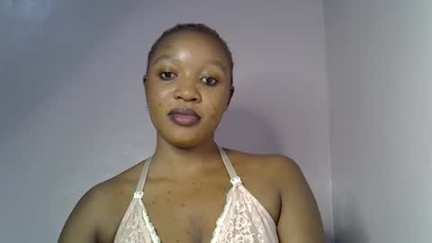 Snapshot of nasty_previne chatting on 11.20.25 previn online show from 11.20.25