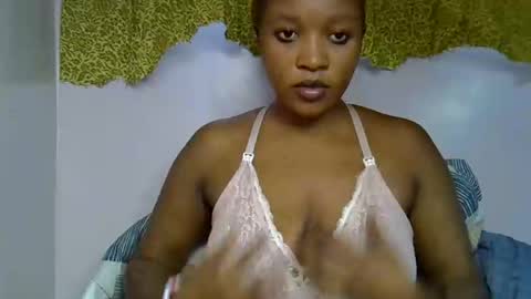 Snapshot of nasty_previne chatting on 11.23.25 previn online show from 11.23.25