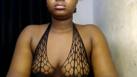 Snapshot of nastydoll9 chatting on 11.08.25 nastydoll9 online show from 11.08.25