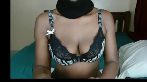 Snapshot of nastyslut__ chatting on 11.23.25 nastyslut__ online show from 11.23.25