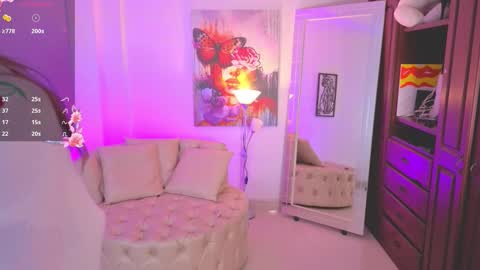 NATASHA online show from 09.18.25