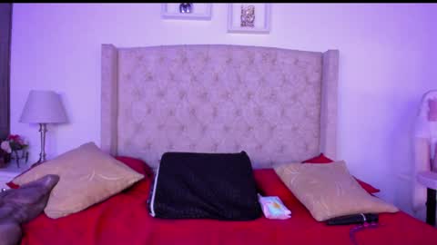 Snapshot of natalia_collinslim chatting on 12.11.24 Natalia online show from 12.11.24