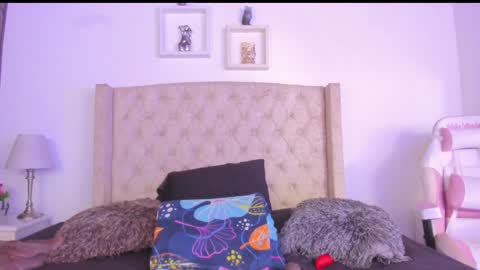 Snapshot of natalia_collinslim chatting on 12.29.24 Natalia online show from 12.29.24