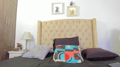 Snapshot of natalia_collinslim chatting on 02.06.25 Natalia online show from 02.06.25